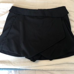 Black Envelope Skort